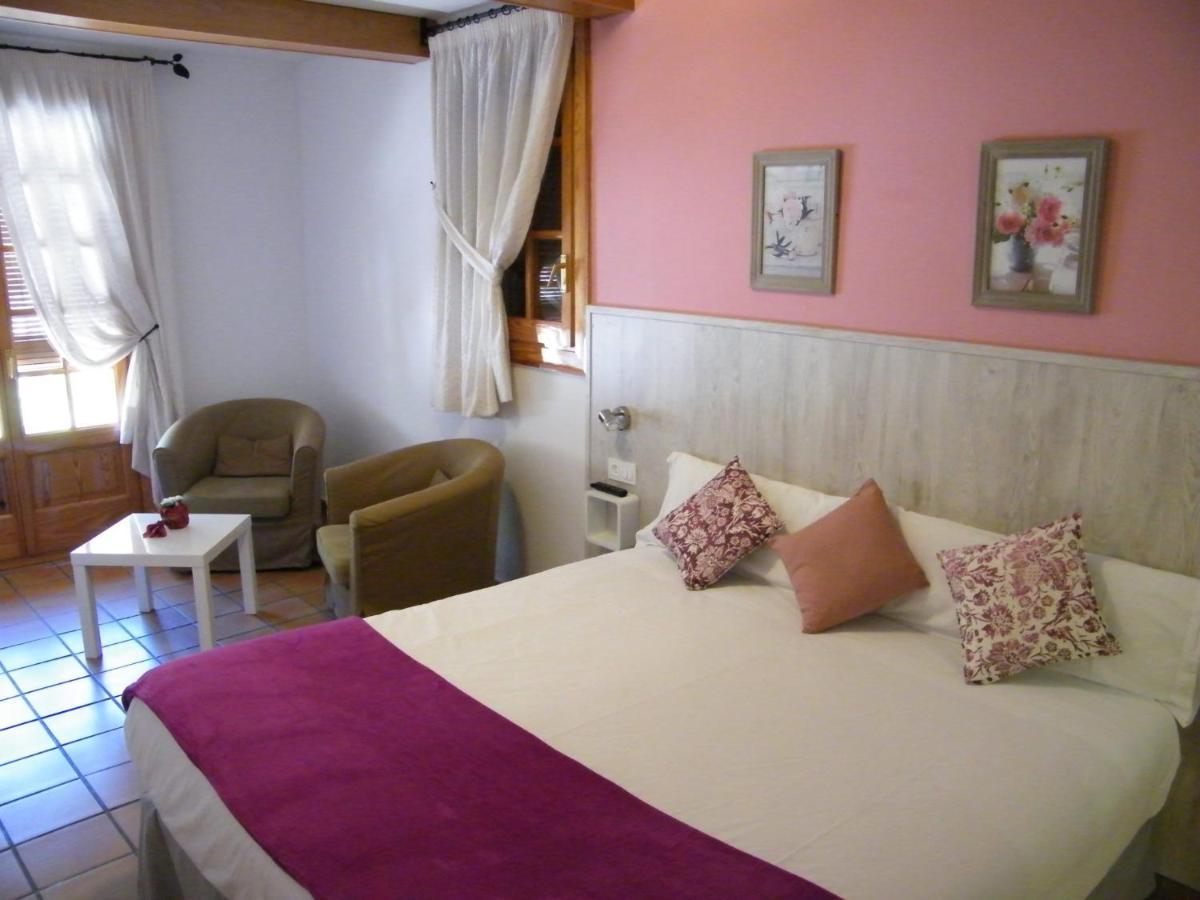 Llavorsí Hotel Lamoga מראה חיצוני תמונה